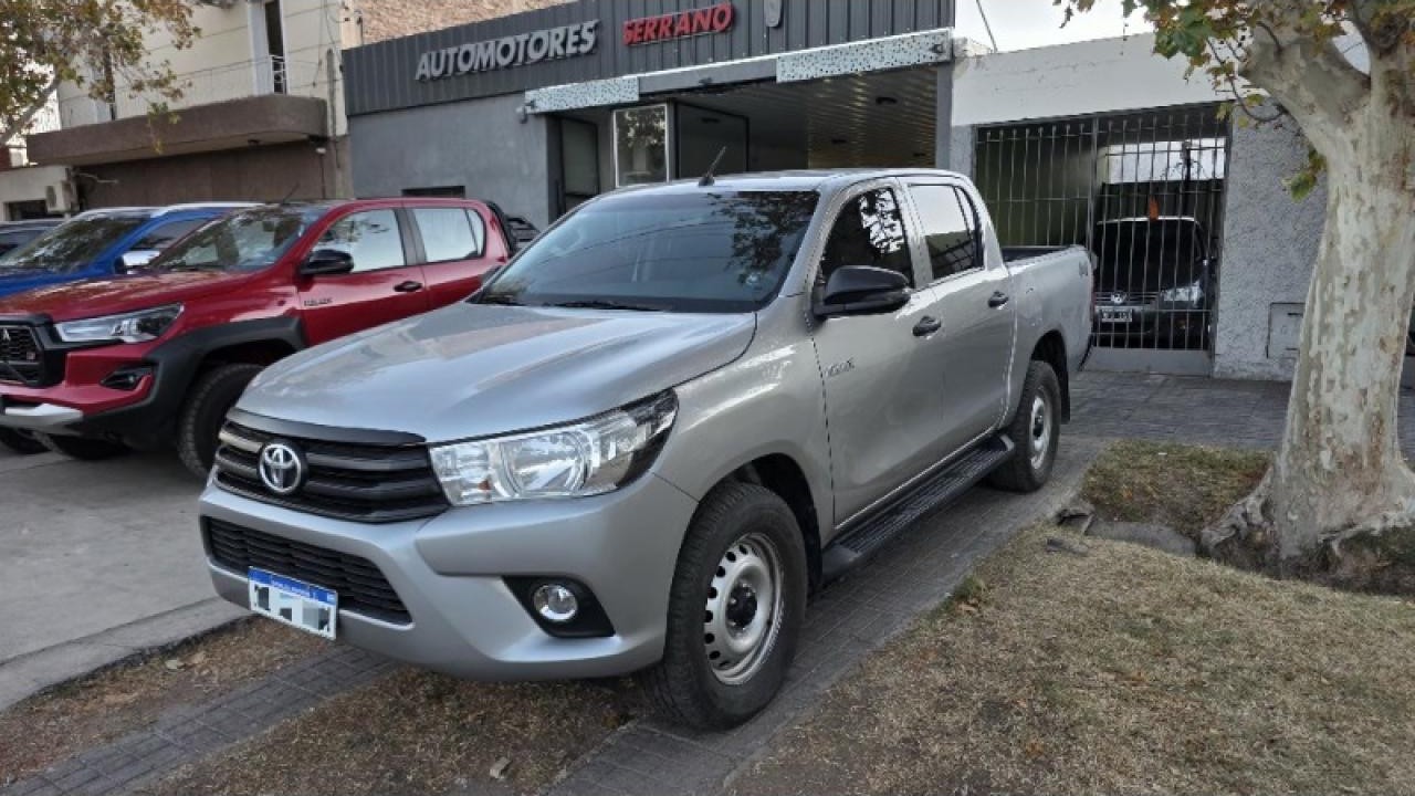 Toyota Hilux Dx 4x4 2020