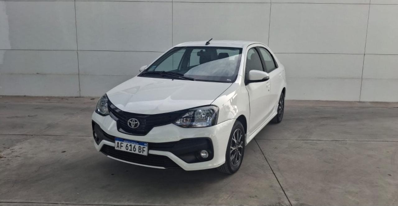 Toyota Etios Xls Pack 4p At 2022 $ 21.714.000+ Transferencia $ 2.000.000. Financiacion - Permuta
