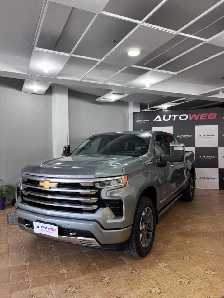 Chevrolet Silverado 5.3 V8 4x4 High Country 0km