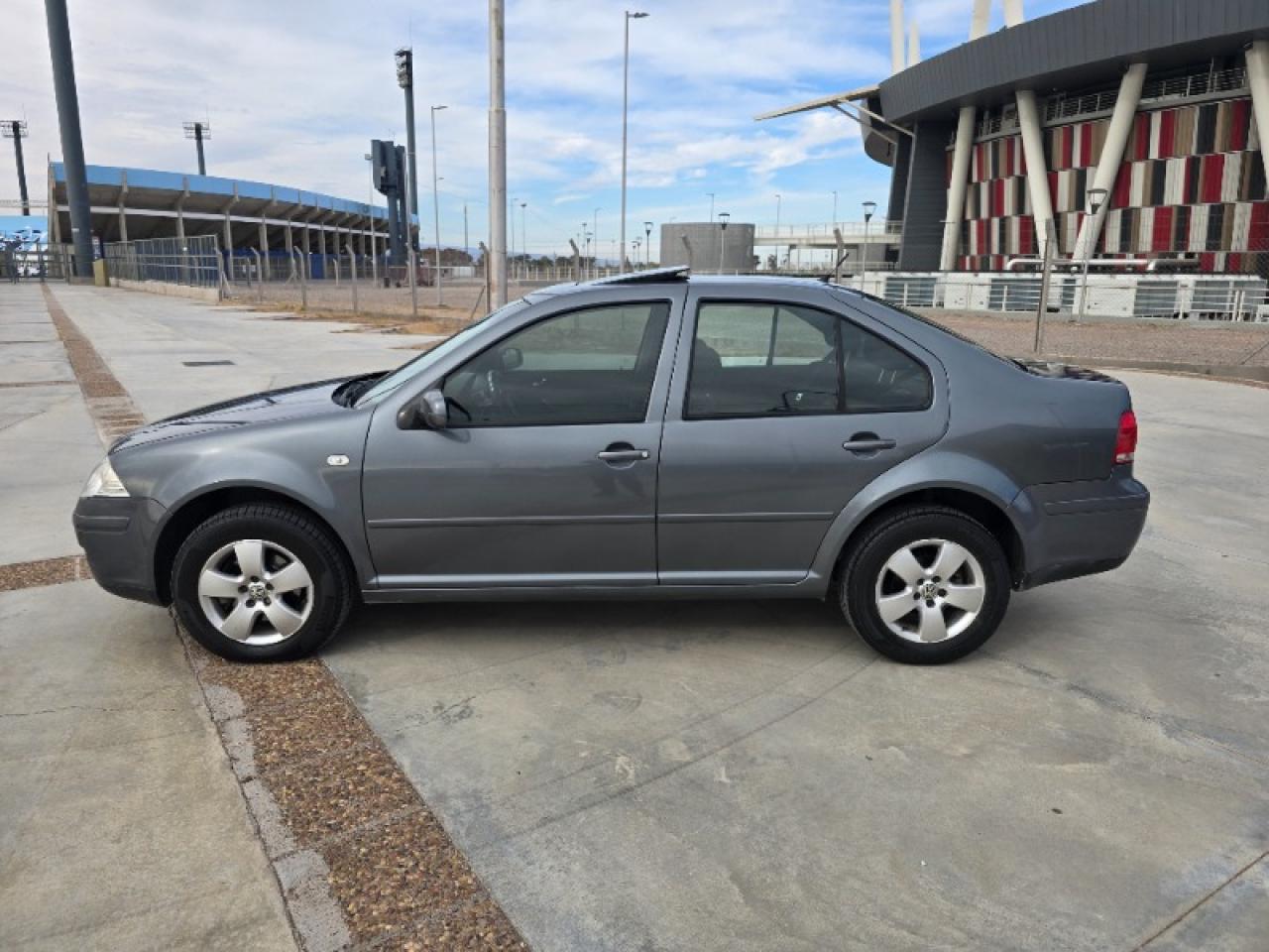 Volkswagen Bora 2.0 2011