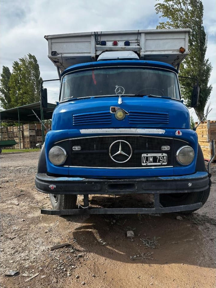 Camión Mercedes Benz M-1112