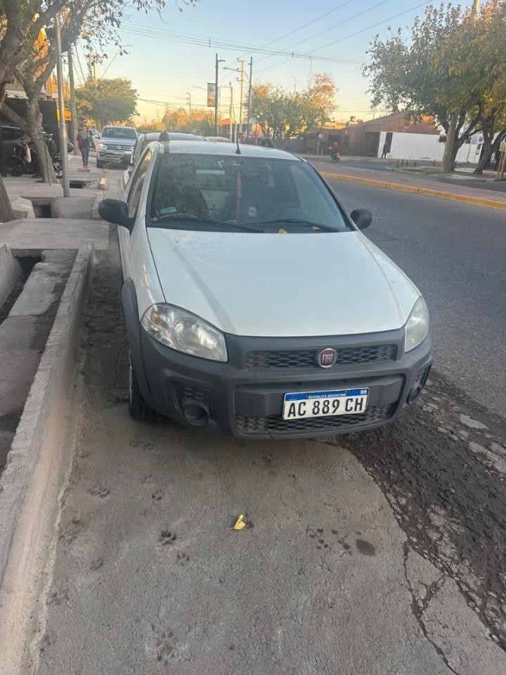 Fiat Strada Working Cabina Simple 2018