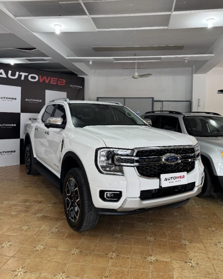 Ford Ranger Limited+ V6 4x4 2025 Impecable