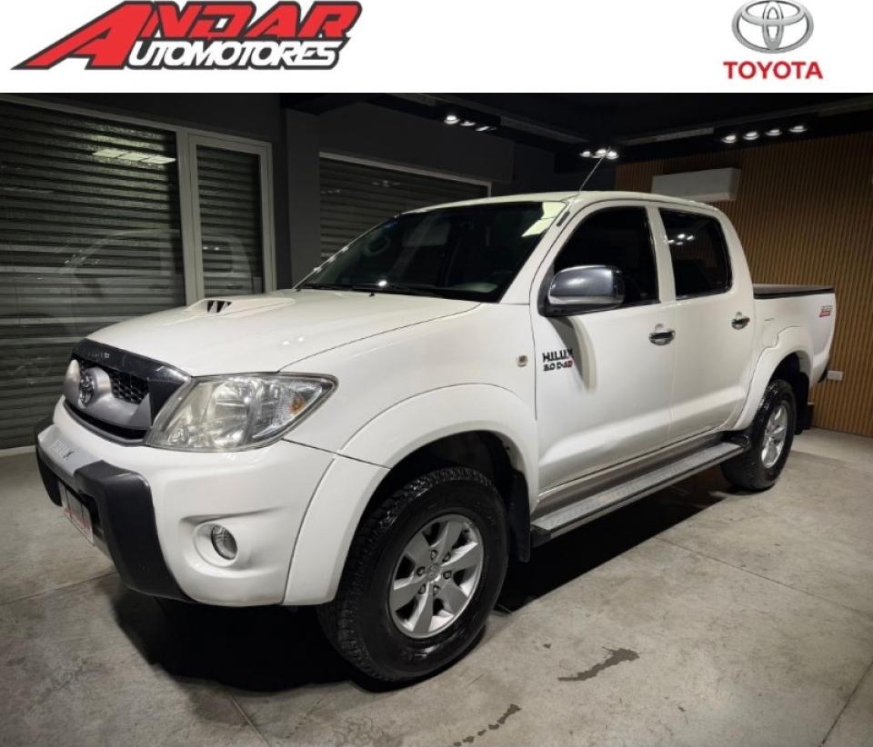 Toyota Hilux Srv 2011 4x2