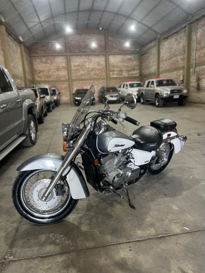 Honda Shadow Aero 750cc Año 2006 Cardanica  9.000 Millas Excelente Estado En General, Le Funciona Todo Lista Para Trans