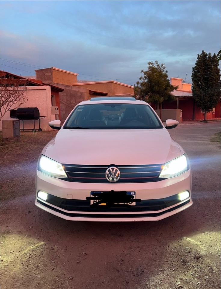 Volkswagen Vento 1.4 Tsi Confortline 2017