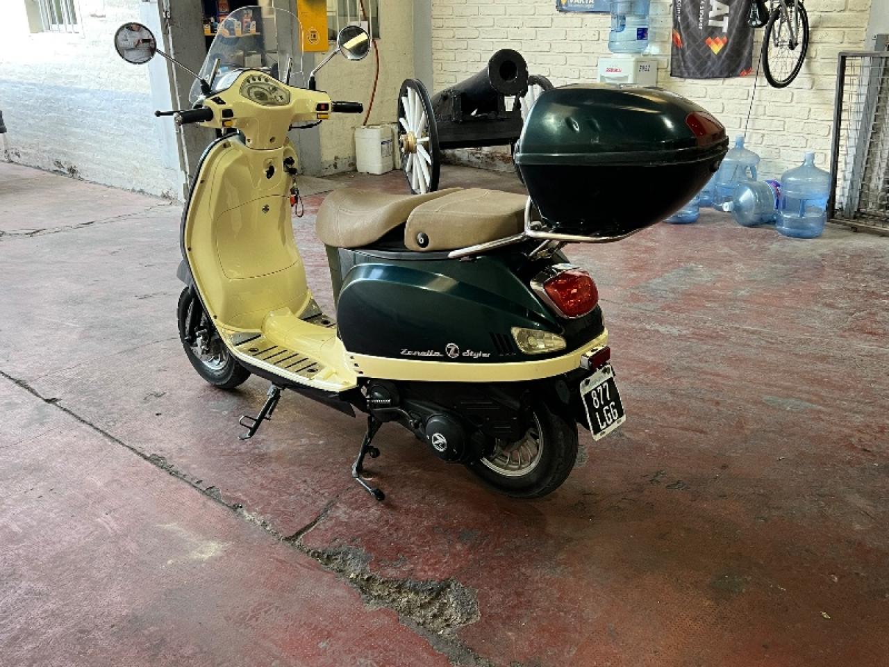 Miniatura 3