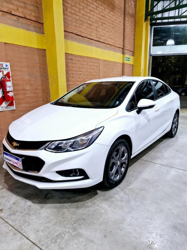 Chevrolet Cruze Lt 2018 M/t Impecable Permuto, Financio