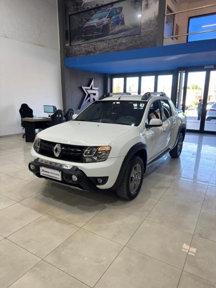 Renault Duster Oroch Outsider Plus 2.0 2018 (57.000 Km)