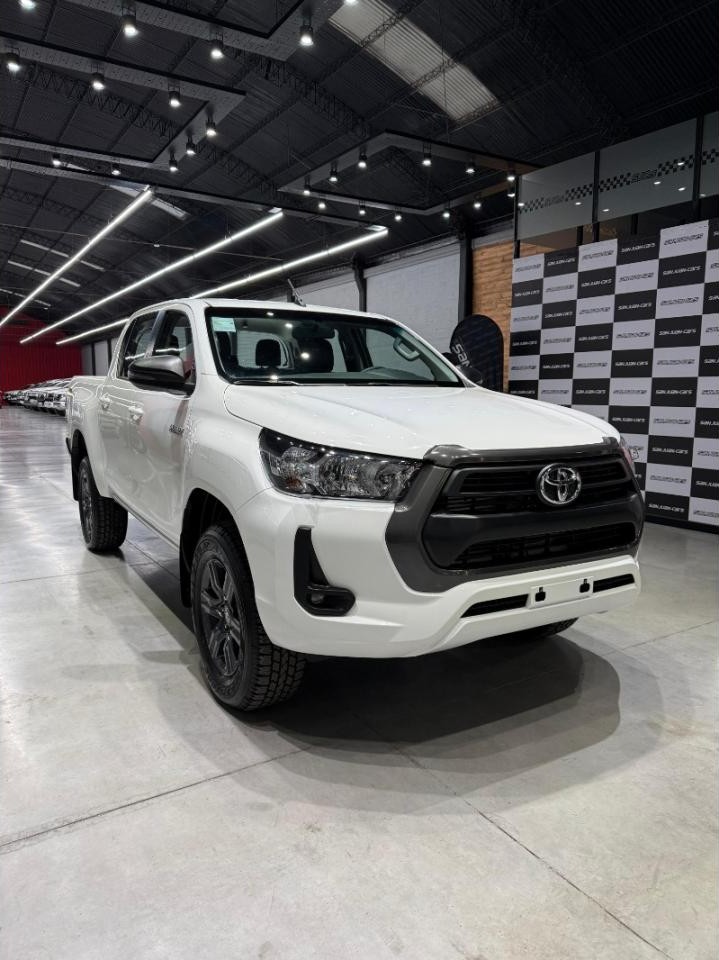 Toyota Hilux 2.8 Sr 4x4 0km Entrega Inmediata 2026