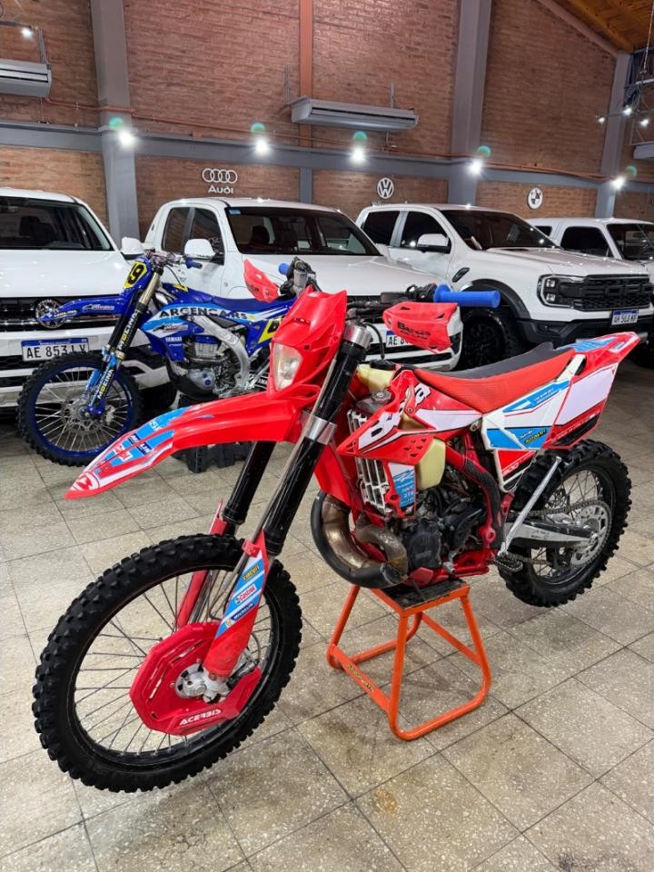 Beta 300 2016 Factory Impecable