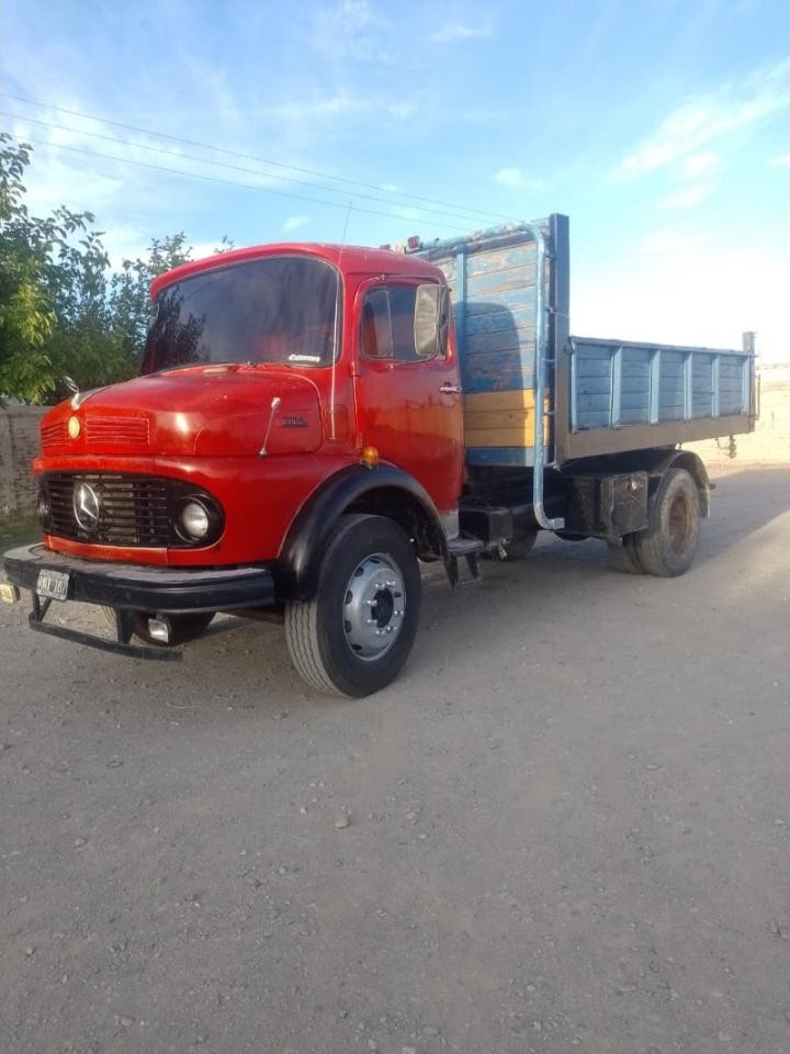 Mercedez Benz 1114