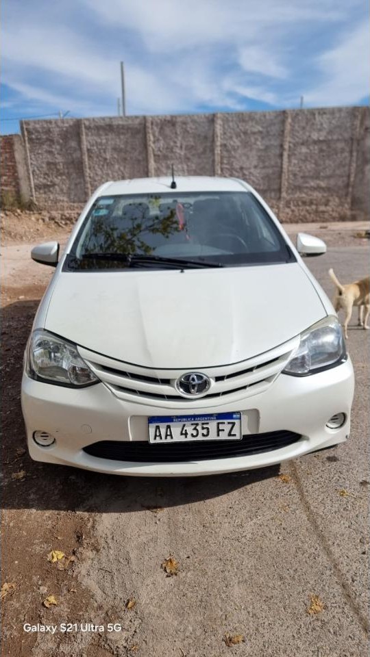 Toyota Etios X 1.5 2016