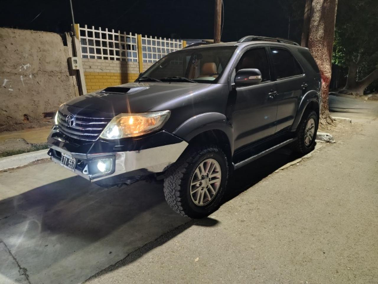 Toyota Hilux Sw4 7 Asientos 2012