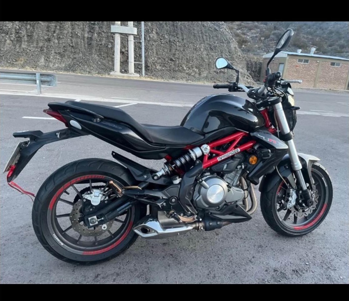 Benelli Tnt 300 2017. Muy Buen Estado.