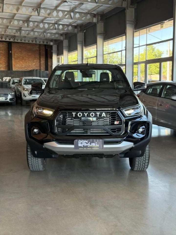Toyota Hilux 4x4 Dc Gr - Sport Iv 2,8 Tdi 6at Okm