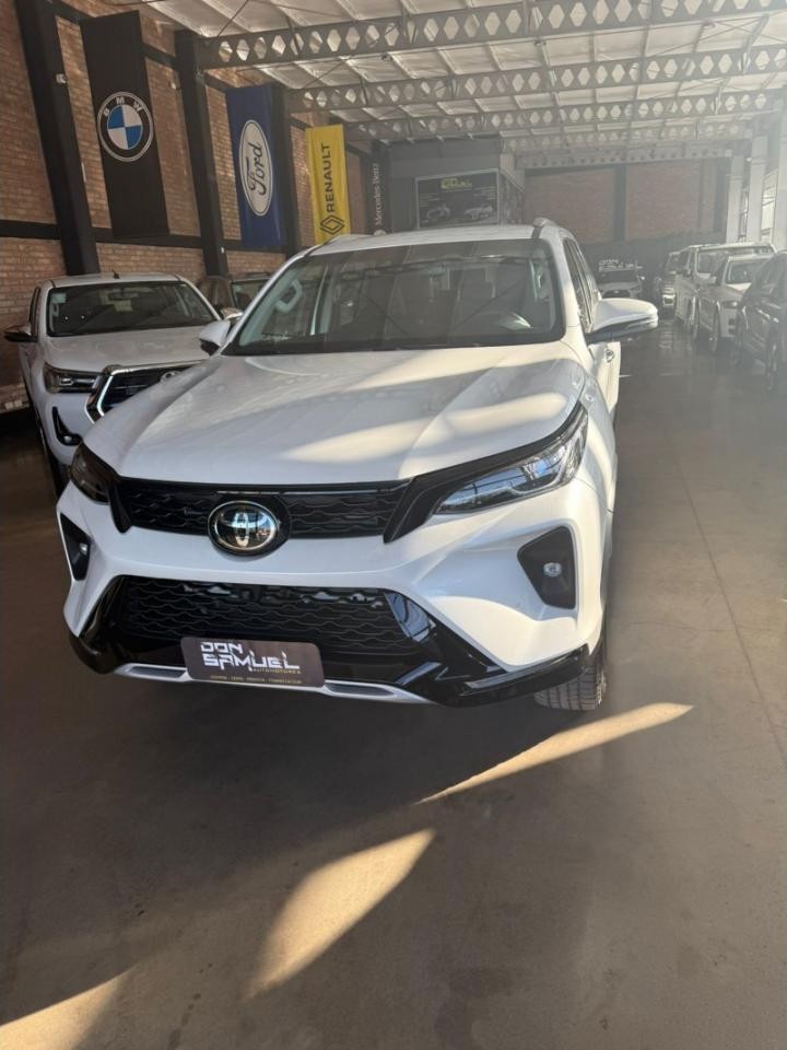 Toyota Hilux Sw4 Srx - Okm -