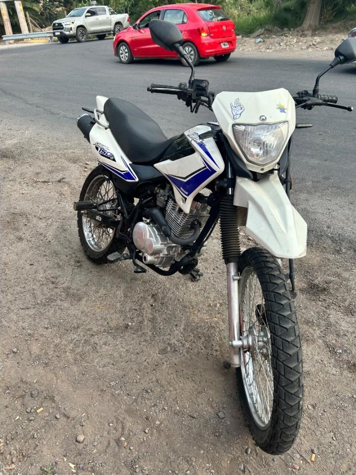 Motomel Skua 150