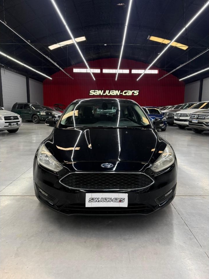 Ford Focus Iii 1.6 S (llantas 17 Focus Titanium) Año 2017 Impecable. Único Dueño