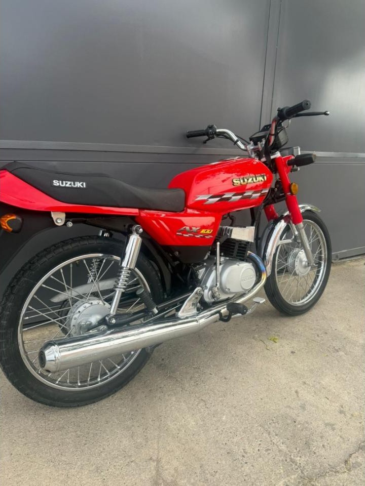 Suzuki Ax 100 2t
