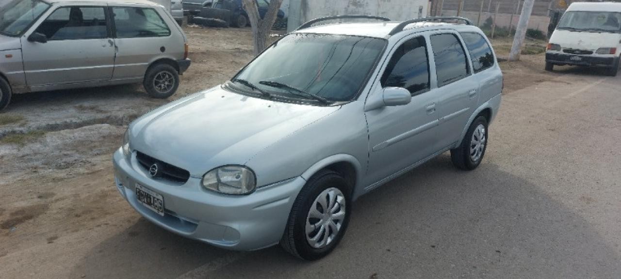 Corsa Wagon 1.6