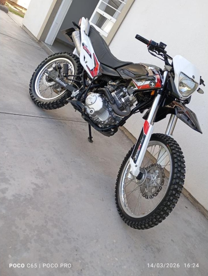 Motomel Skua 250cc