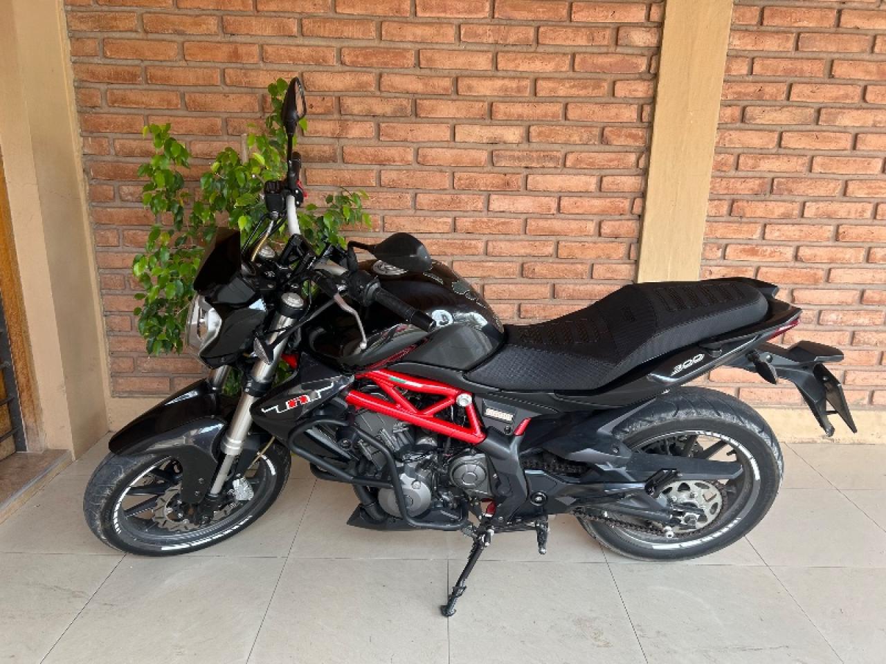 Benelli Tnt 300 Financio Permuto Tarjetas