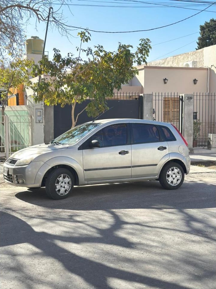 Ford Fiesta Ambiente 2007