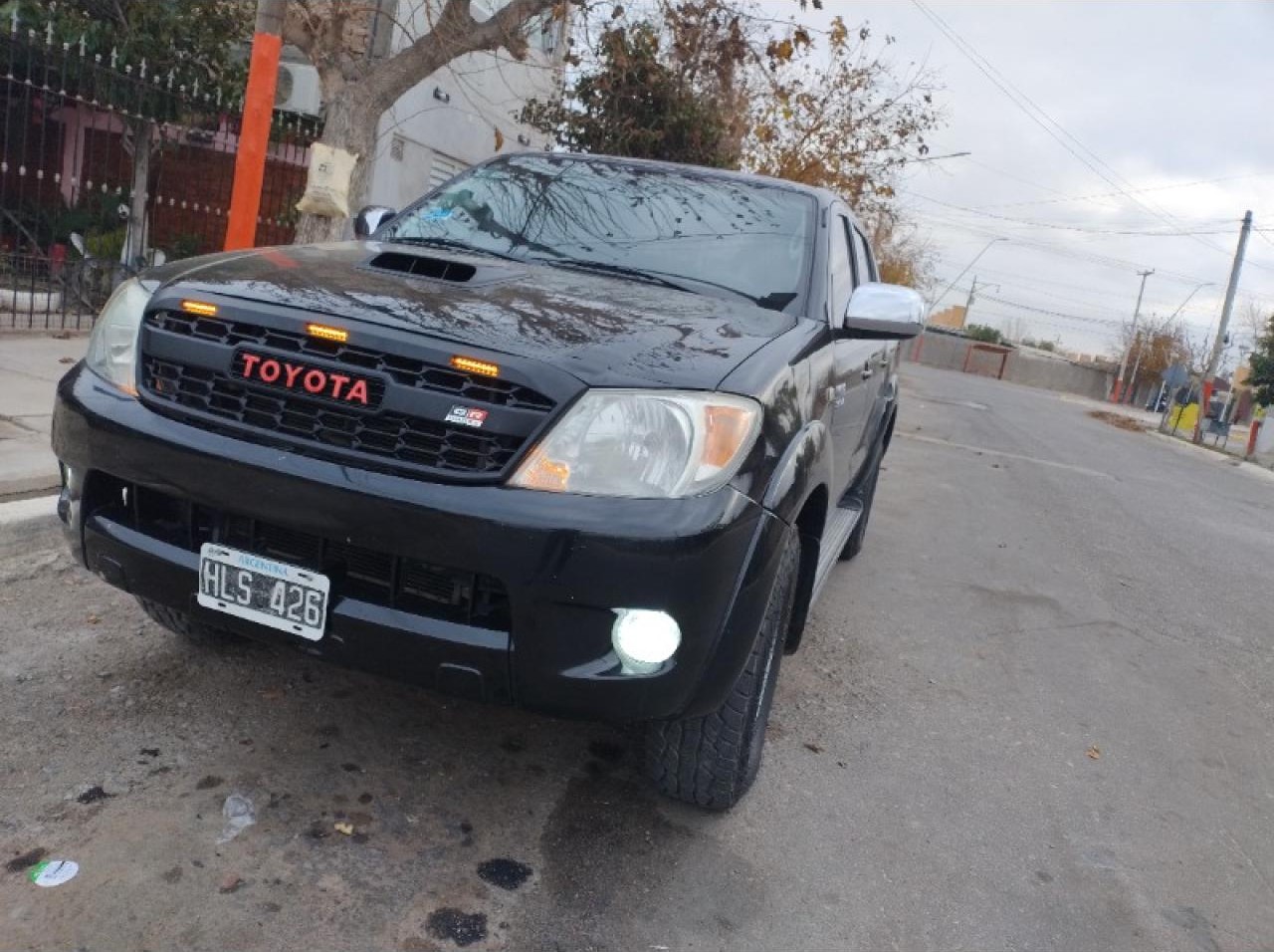 Toyota Hilux Srv 3.0 4x2 Excelente Estado