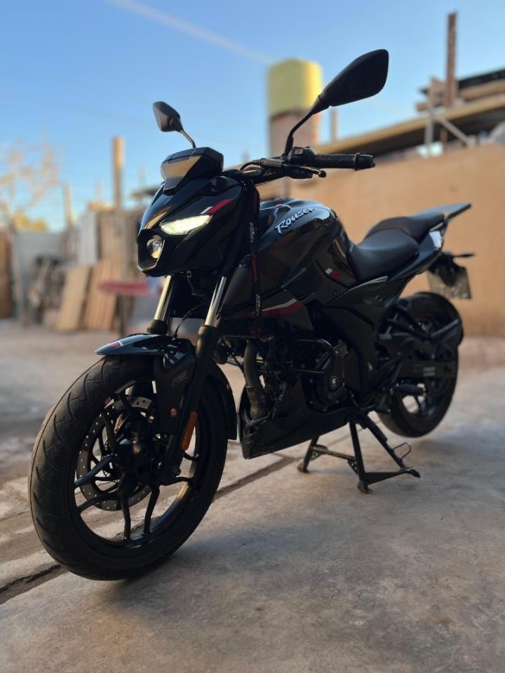 Vendo Rouser Ns250