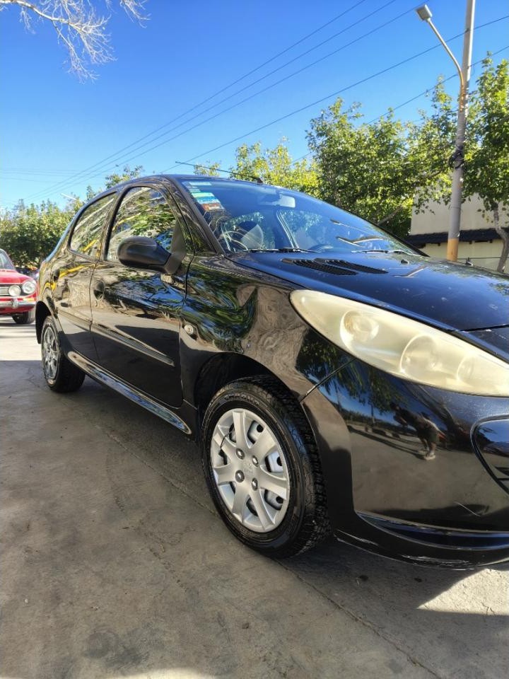 🚗 Peugeot 207 Compact 1.4 - Modelo 2013 🚗 ✅ Titular ✅ Papeles Al Día ✅ Rto Vige