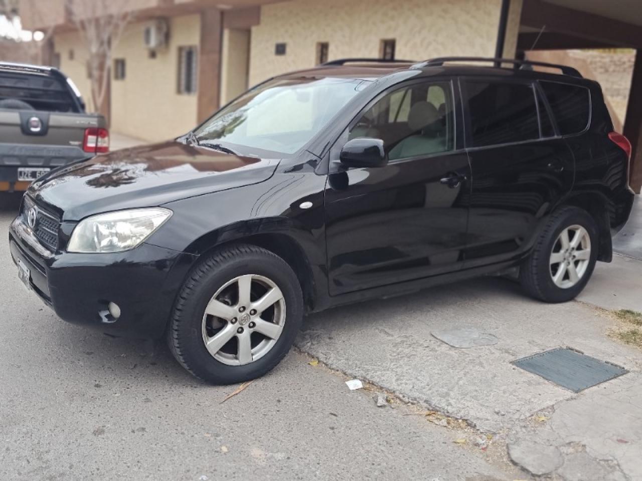 🚙 Toyota Rav - 4 4x4 2008  Oportunidad 🚙
