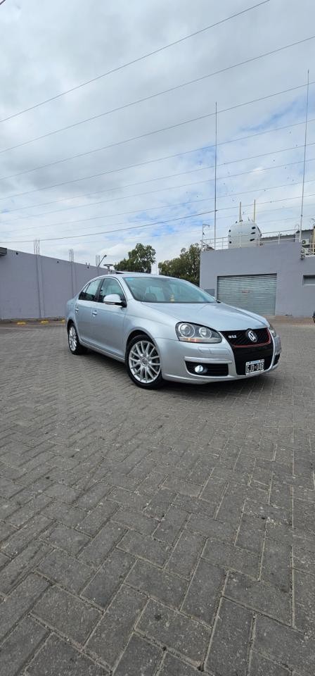 Volkswagen Vento 2.0tfsi