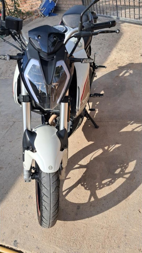 Benelli 180s. Modelo 2022