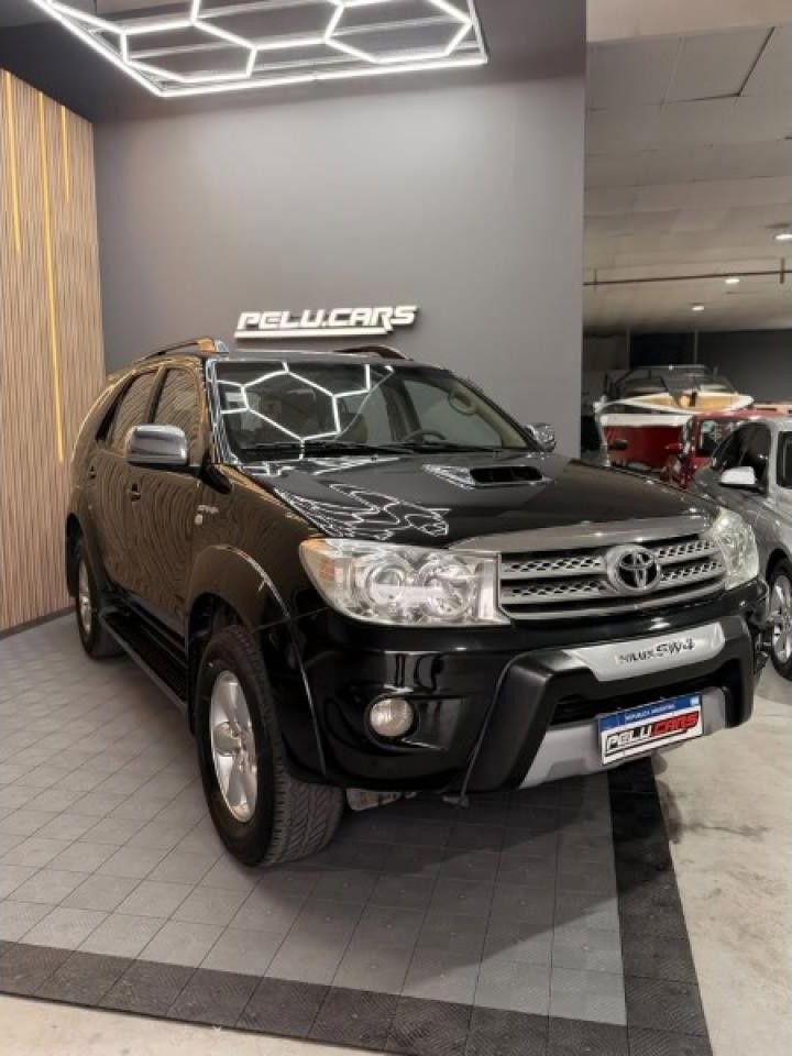 Toyota Sw4 Srv 4x4 3.0 Cuero 7 Asientos 2010