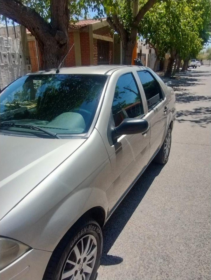 Fiat Siena 1.4 El (2010) Oferta