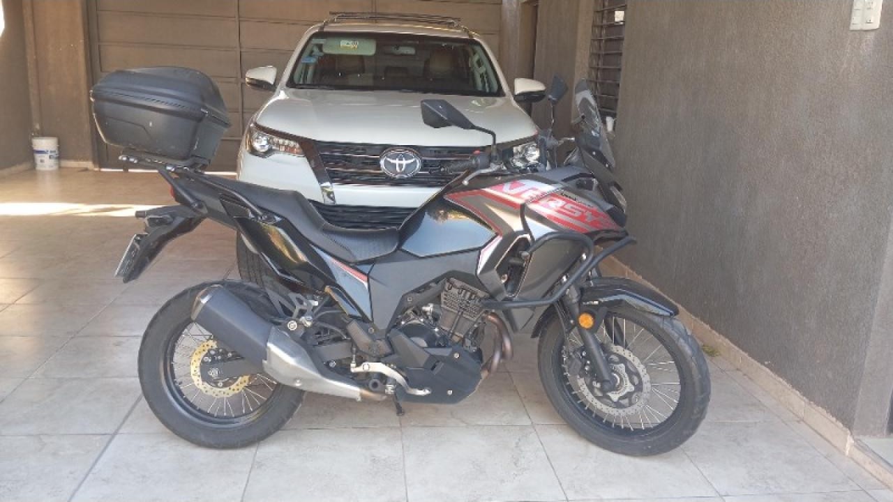 Kawasaki Versys 300 2021. Impecable Liquido