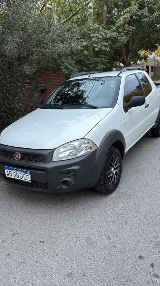 Fiat Strada Working 1.4 Doble Cabina