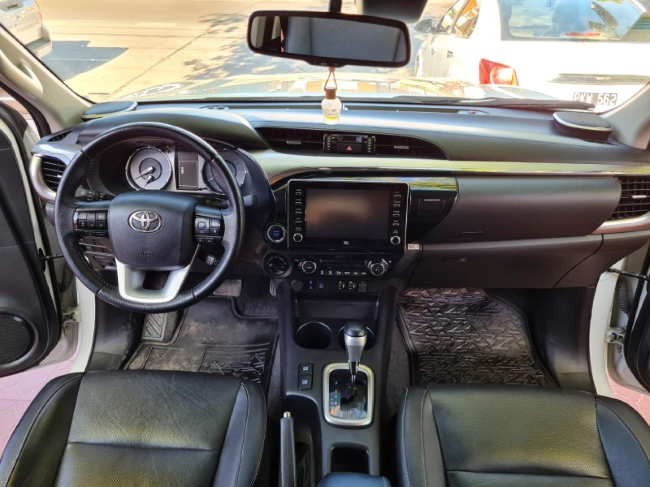 Toyota Hilux Srx 2.8 Automática 4x4