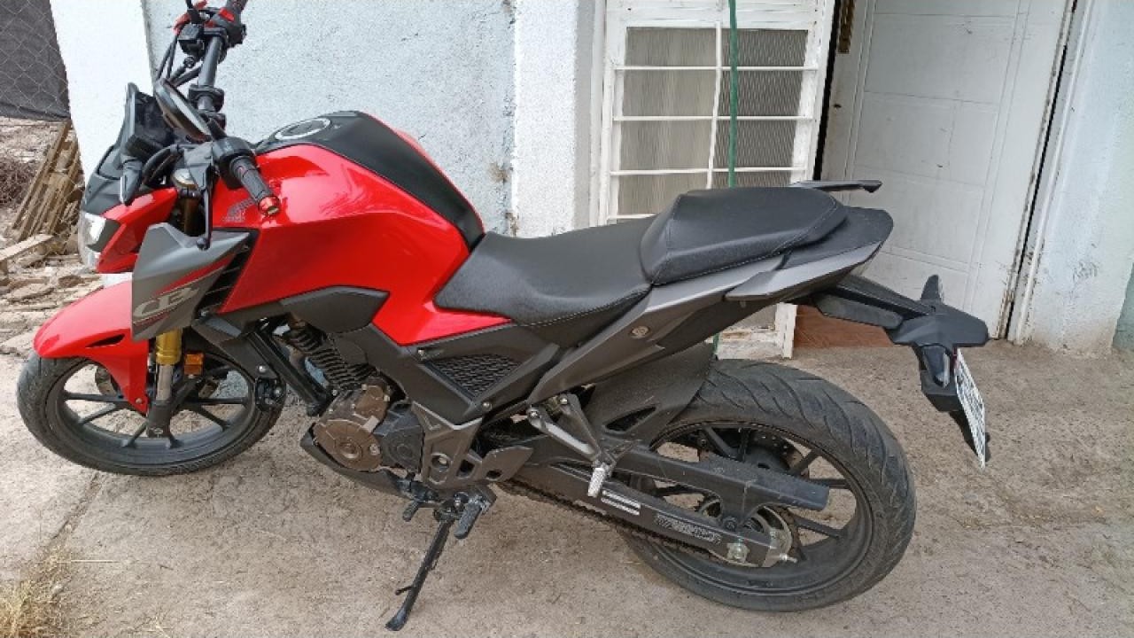 Honda Cb Twitter 300