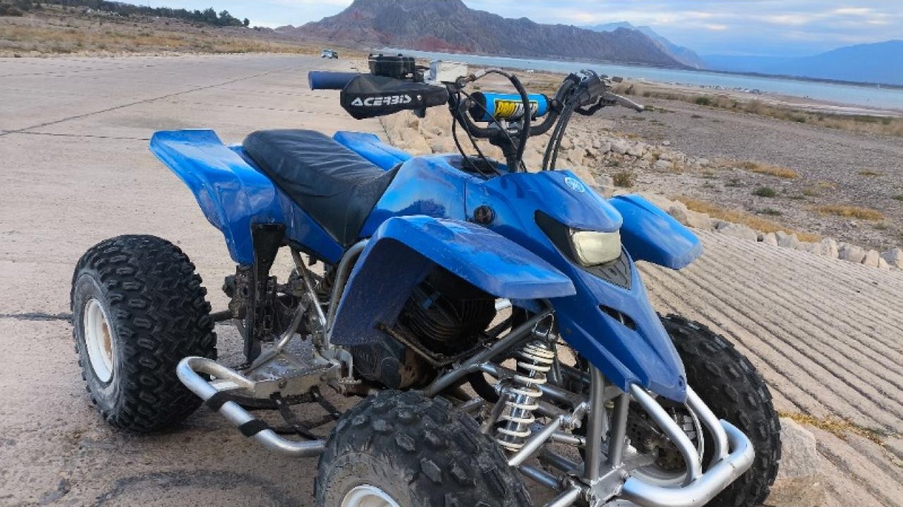 Cuatriciclo Cuatri Yamaha 2 Tiempos 200 Nuevo ( Igual A Nuevo )