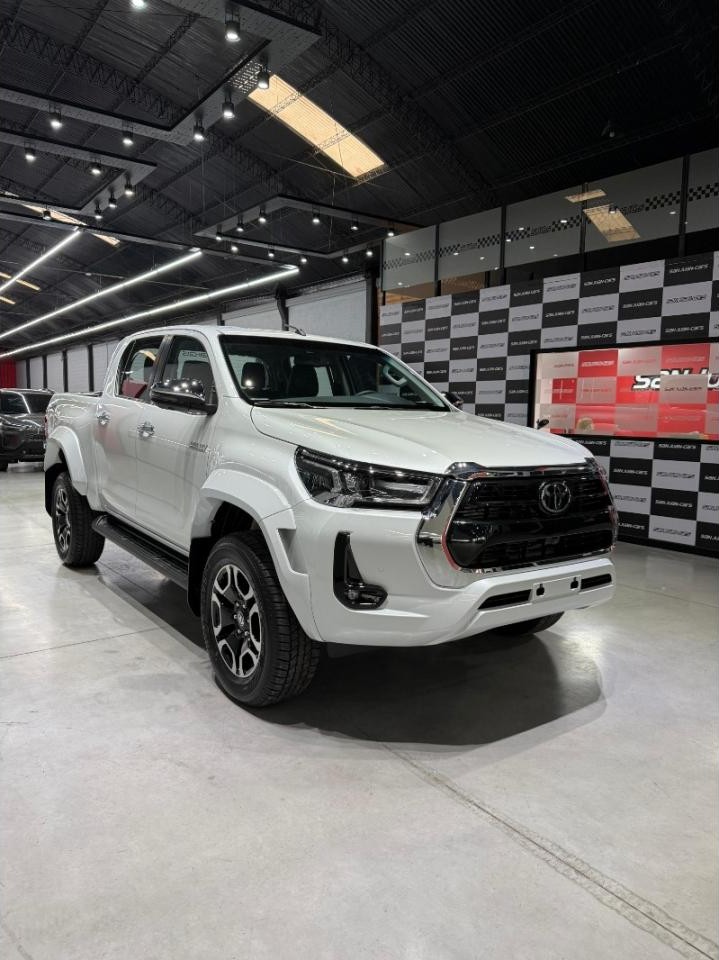 Toyota Hilux 2.8 Srx 4x4 Automática 0km 2026 (entrega Inmediata)
