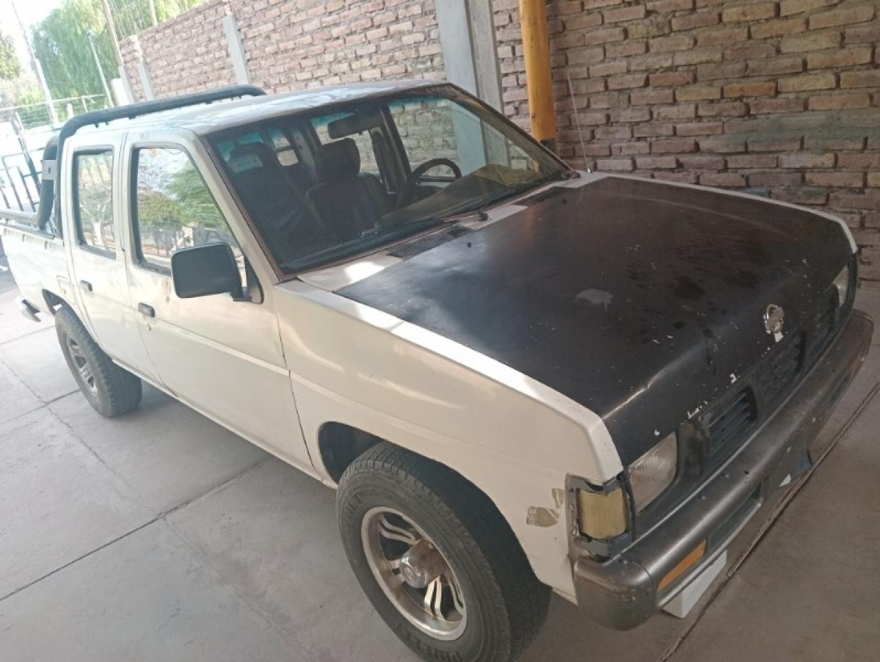 Nissan D 21 Doble Cabina Modelo 2021.