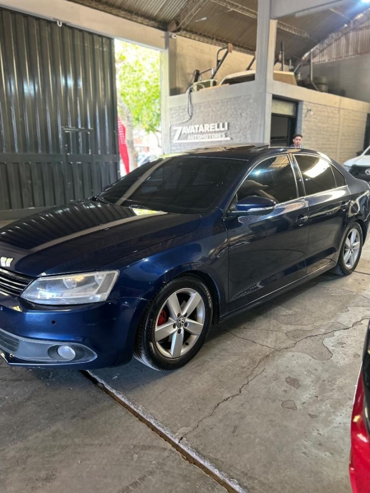 Volkswagen Vento 2.5