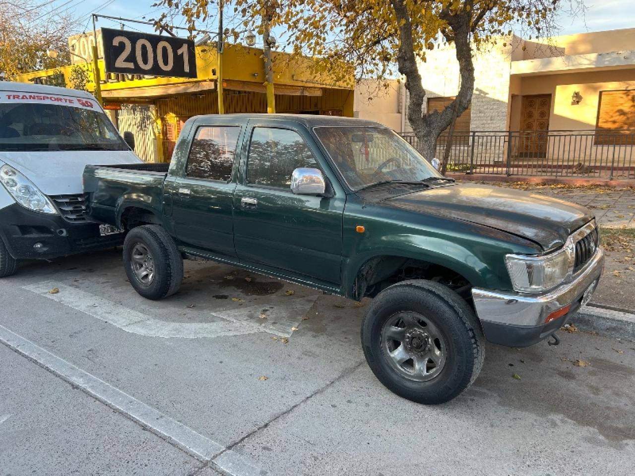 Toyota Hilux Sr 4x4 2004 Financio Permuto Tarjetas