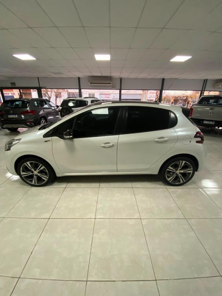 Peugeot 208 Gt 2020