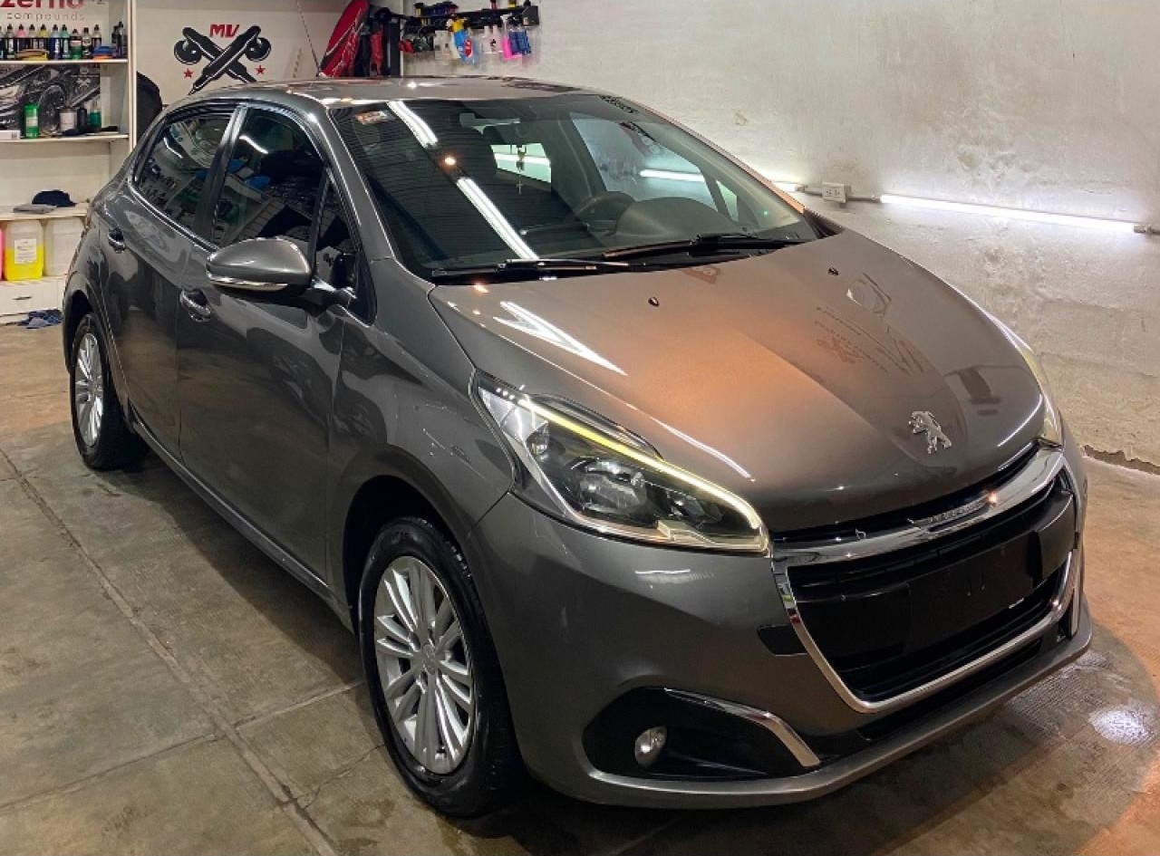 Peugeot 208 Allure Nav Tritonic 2018