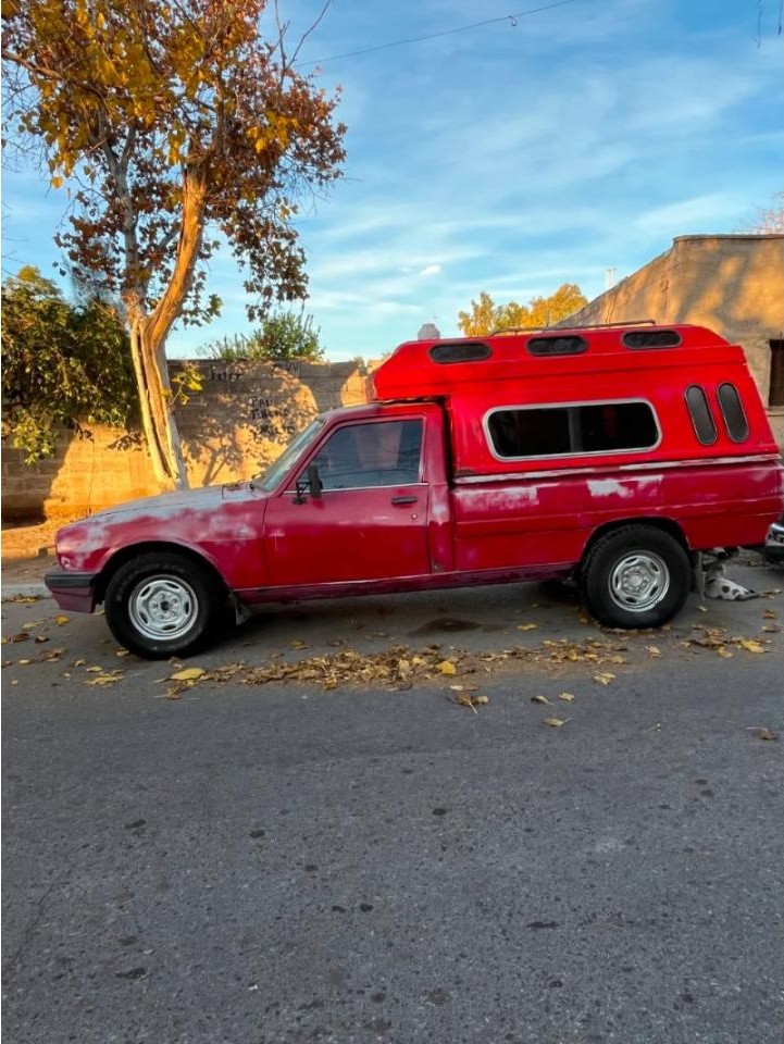 Vendo Peugeot 504 Pick Up. Diesel