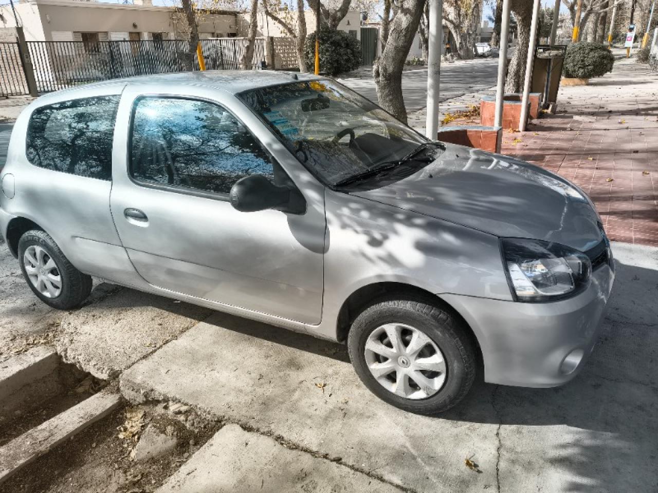 Renault Clio Confort 2014. Única Mano