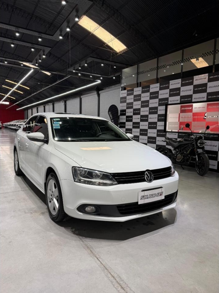 Volkswagen Vento 2.5 Advance Plus Automatico 2014 Unico Dueño, Impecable Con 120 Mil Km